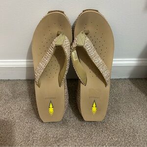 Volatile Platform Sandals Womens 11 Flip Flops Thongs Woven Wedge Heel